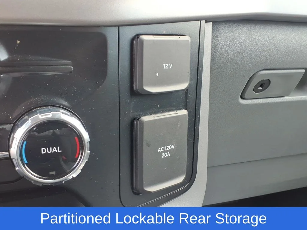 Used 2024 Gray Ford XLT image 13