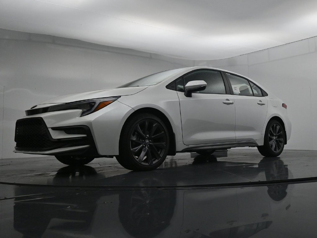 New 2026 Wind Chill Pearl <sup>1</sup> Toyota  XSE image 20
