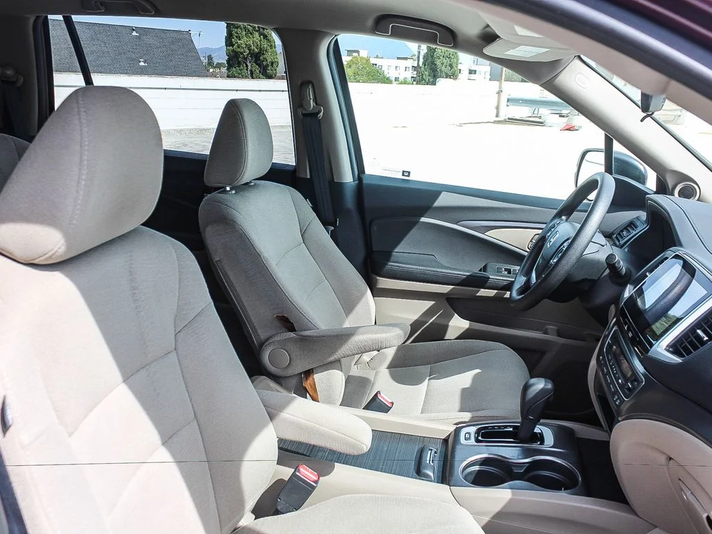 2016 Honda Pilot EX - Photo 17