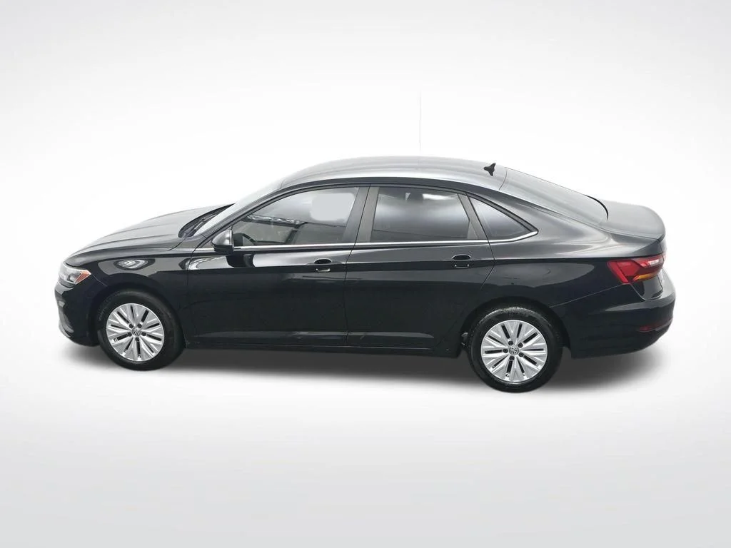 Used 2019 Black Volkswagen 1.4T S image 34