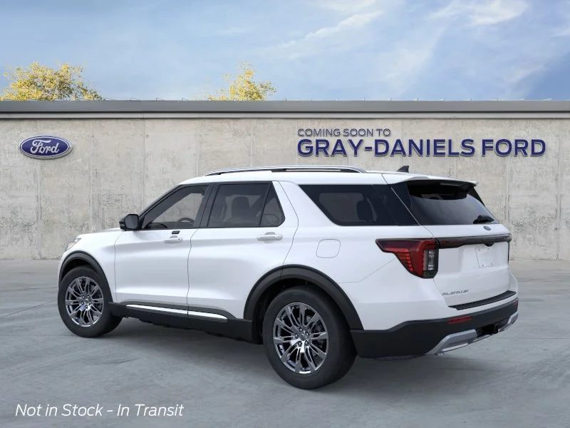 New 2026 Star White Metallic Tri-Coat Ford Platinum™ image 4