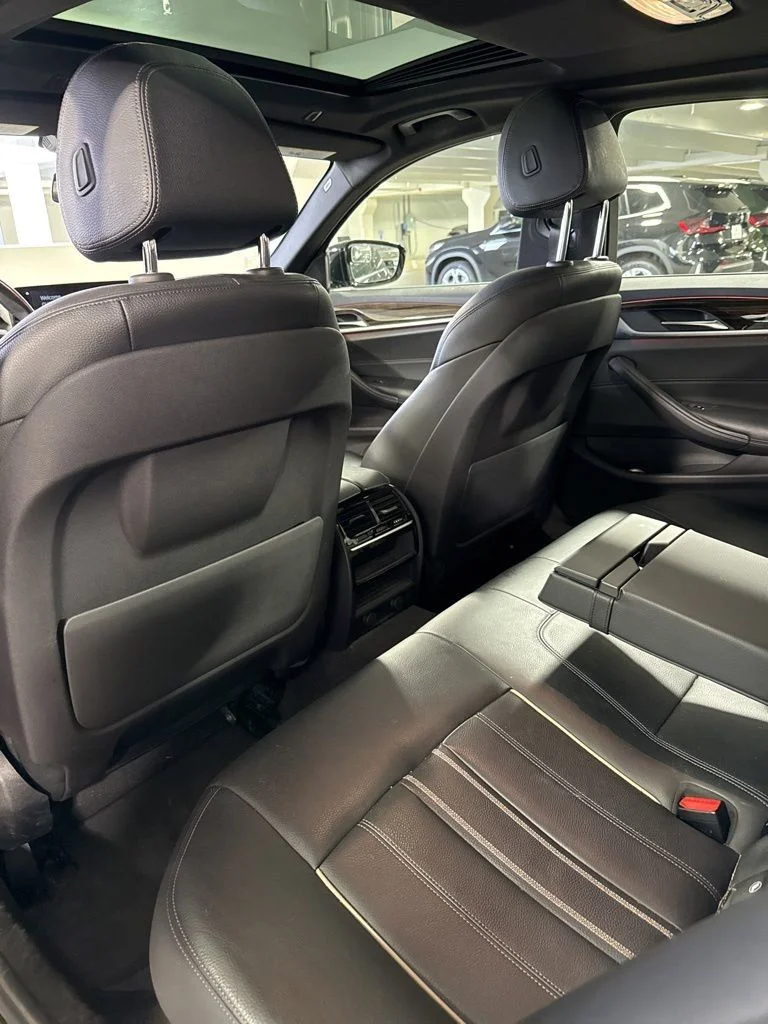 Used 2019 Black Sapphire Metallic BMW 530i xDrive image 7