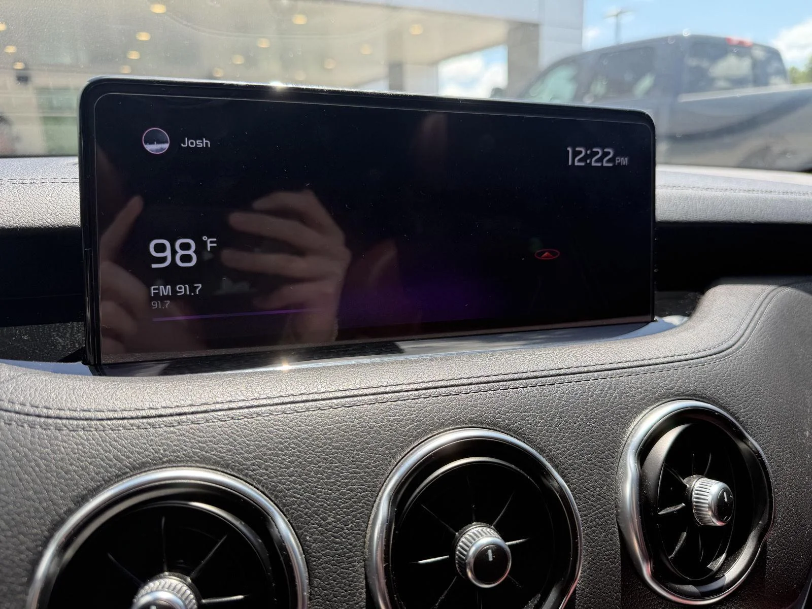 Used 2022 Snow White Pearl Kia GT1 image 11