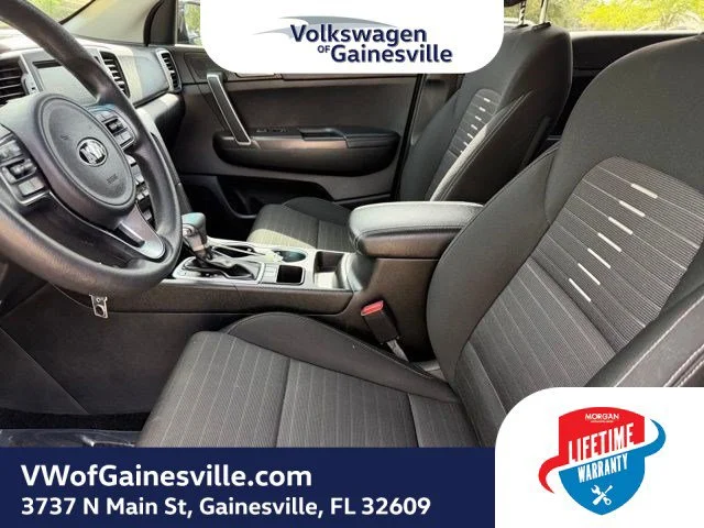 Used 2018 Hyper Red Kia LX image 19