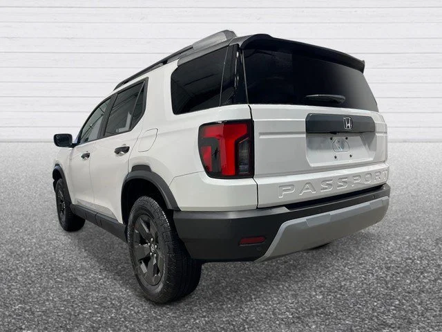 New 2026 Platinum White Pearl Honda RTL image 4