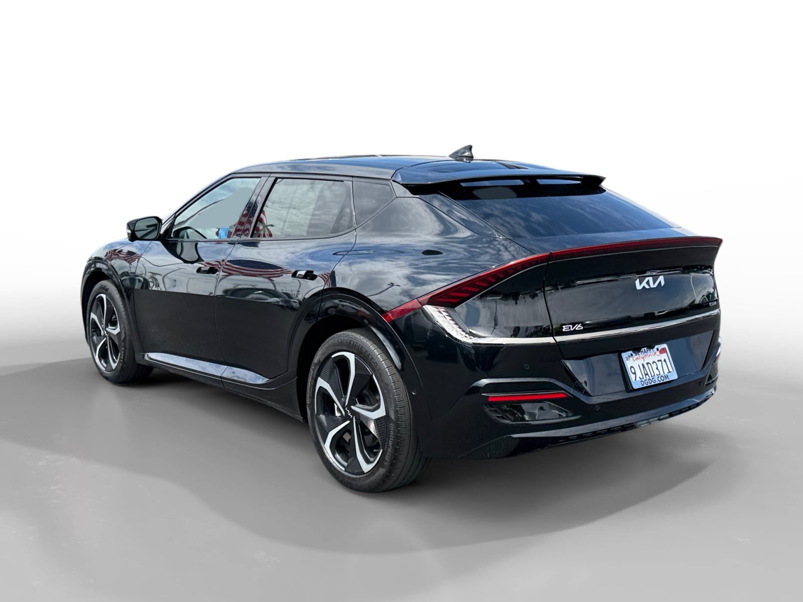 Used 2023 Aurora Black Kia GT-Line image 3