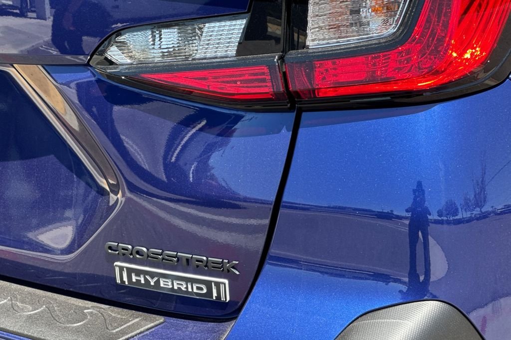 New 2026 SAPPHIRE BLUE PEARL Subaru Limited Hybrid image 35