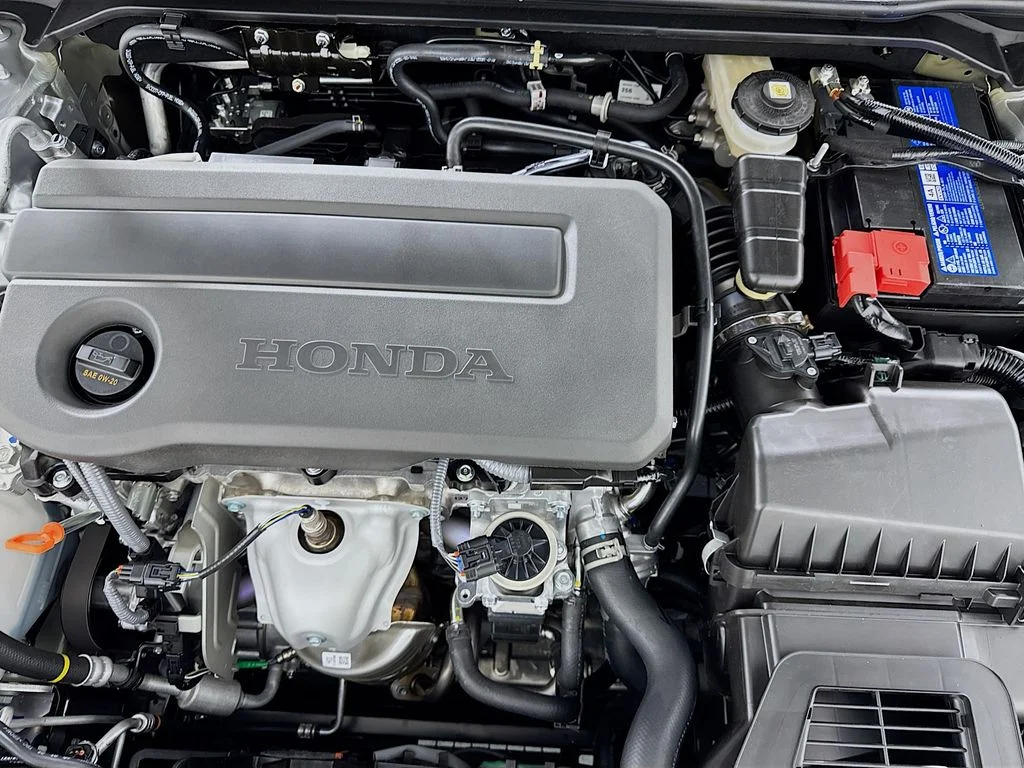 New 2026 Solar Silver Metallic Honda LX image 13