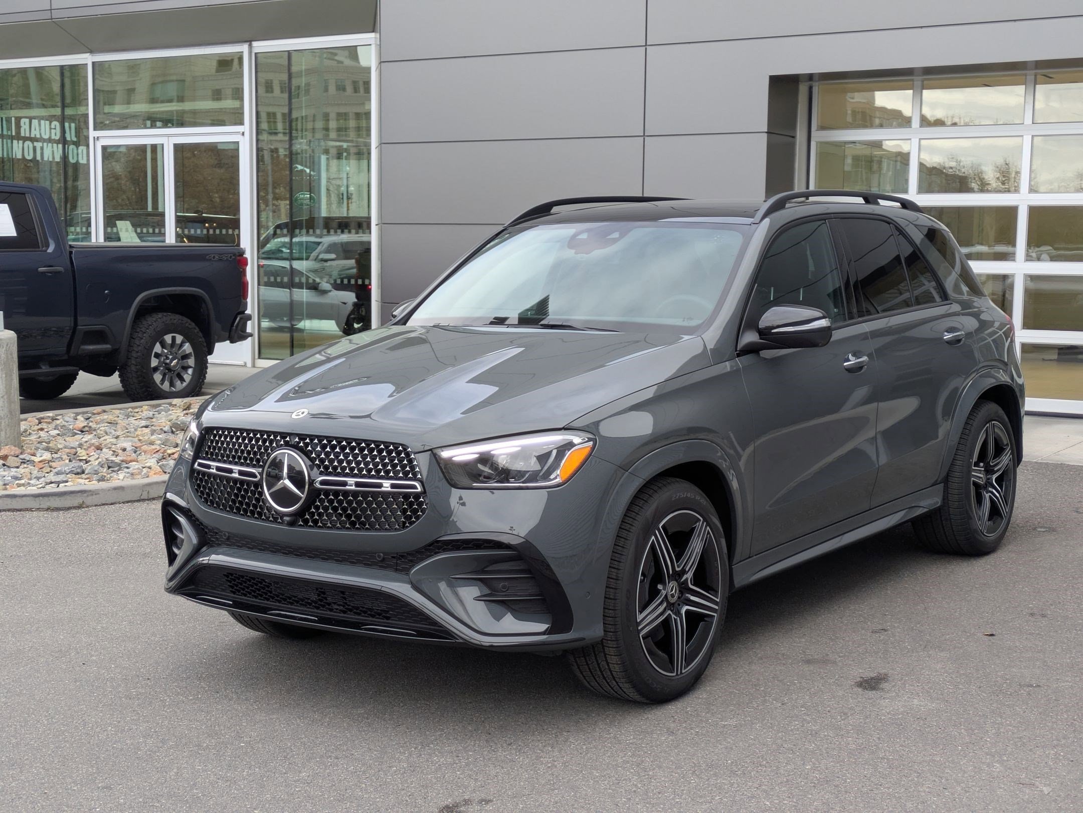 New 2026 MANUFAKTUR Silicon Grey Mercedes-Benz GLE 350 image 8