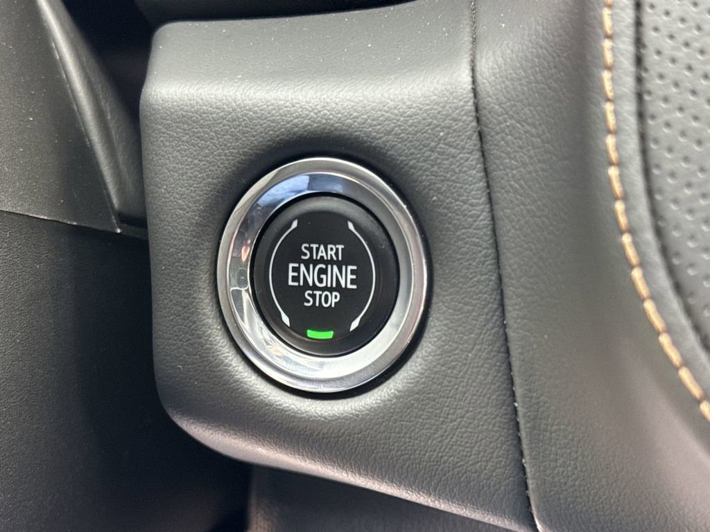 Used 2023 Onyx Black GMC AT4 image 20