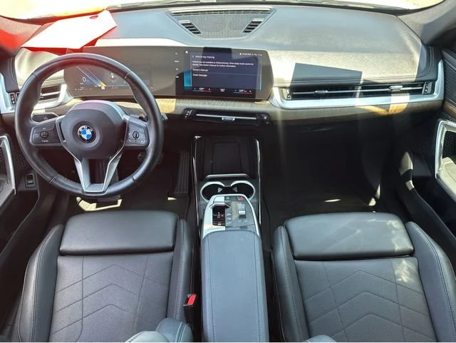 Used 2023 White BMW xDrive28i image 14