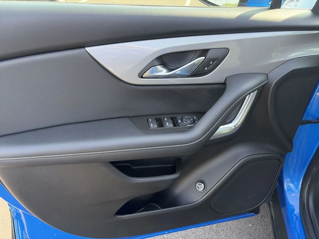 Used 2024 Blue Chevrolet LT image 13