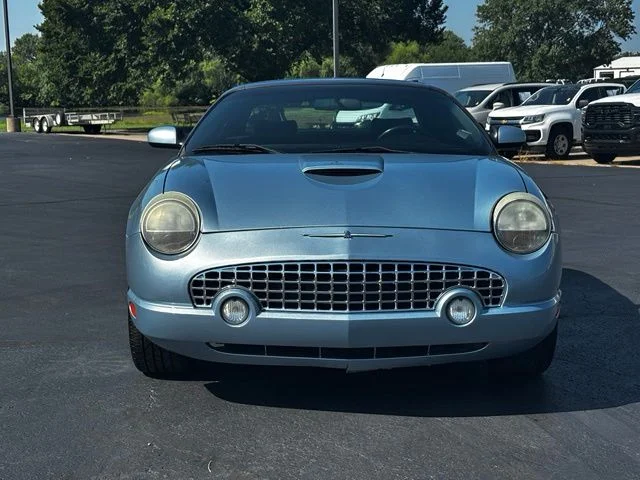 Used 2004 Blue Ford Base image 2