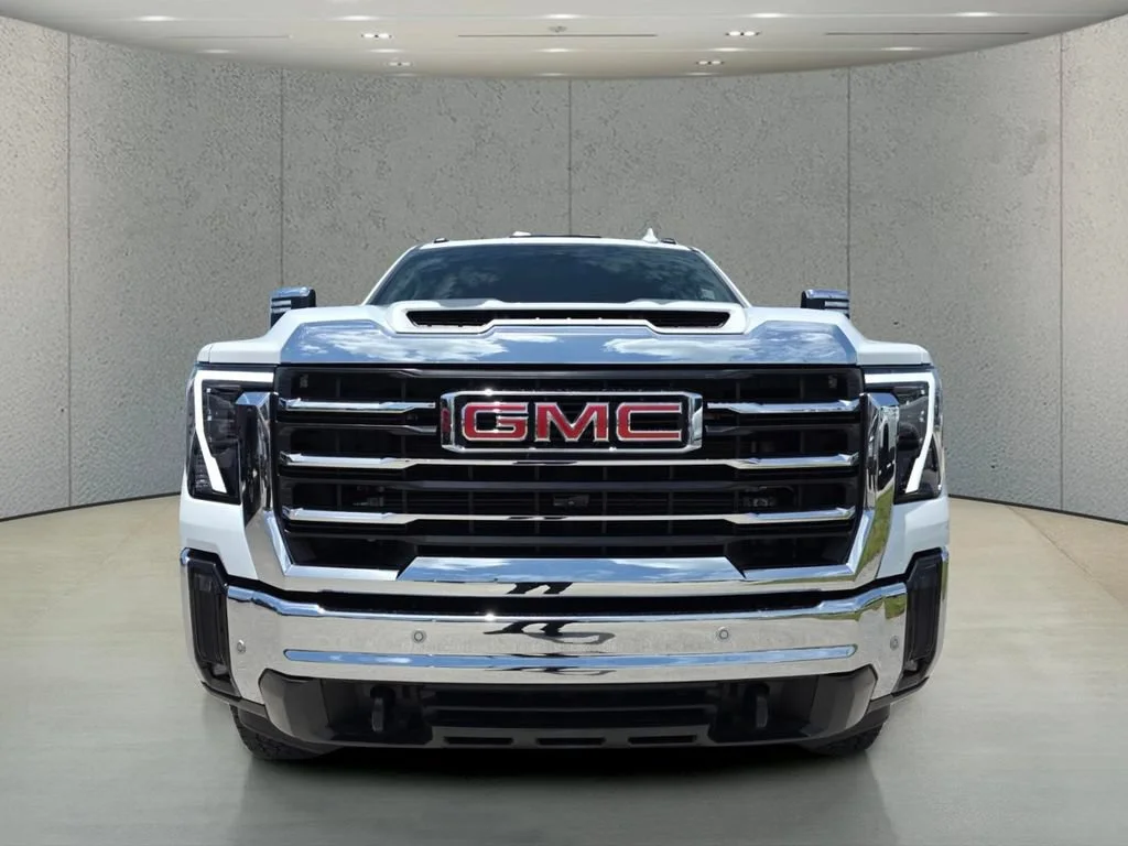 Used 2025 Summit White GMC SLT image 12