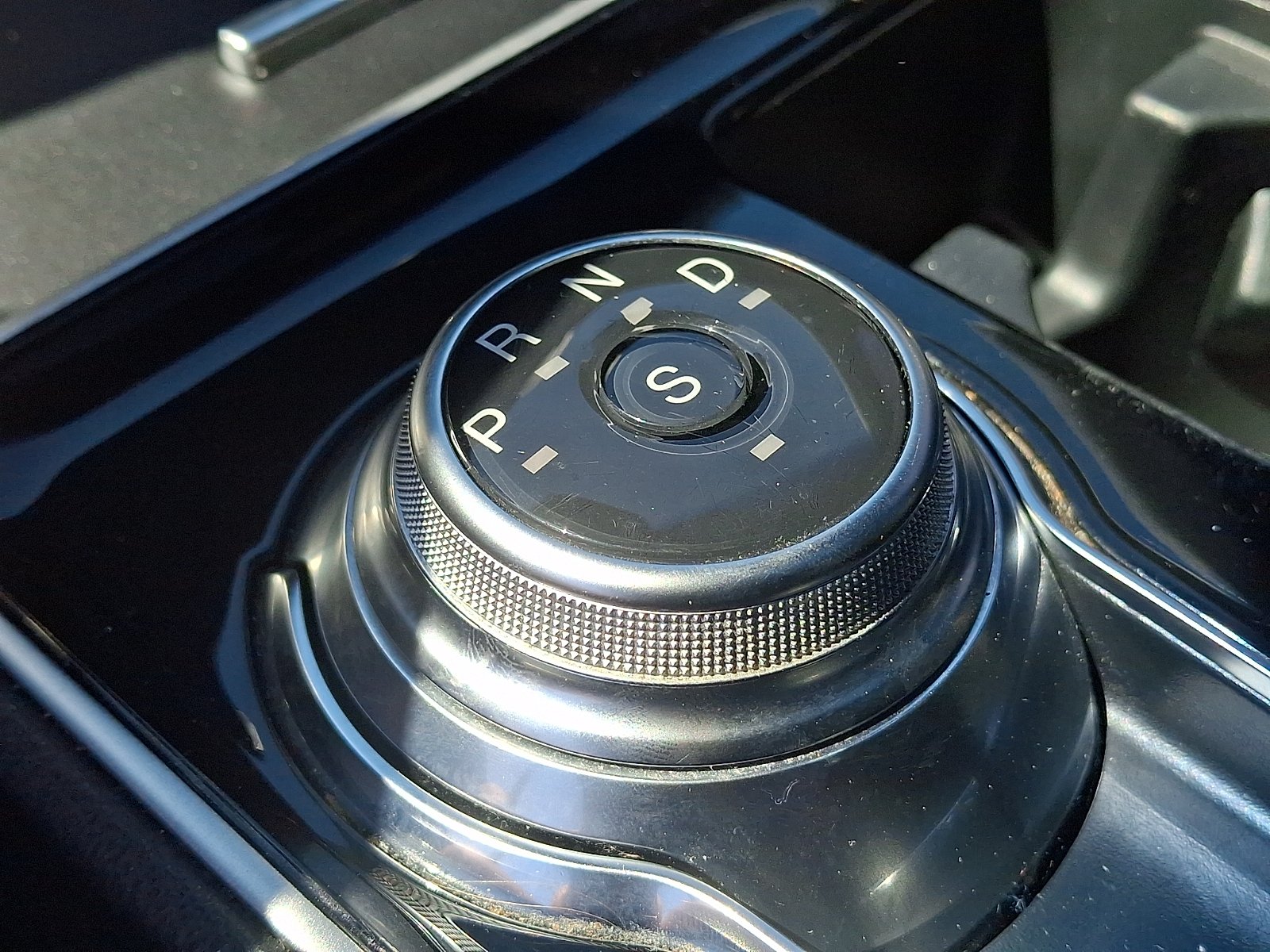 Used 2020 Agate Black - UM Ford ST Line image 16