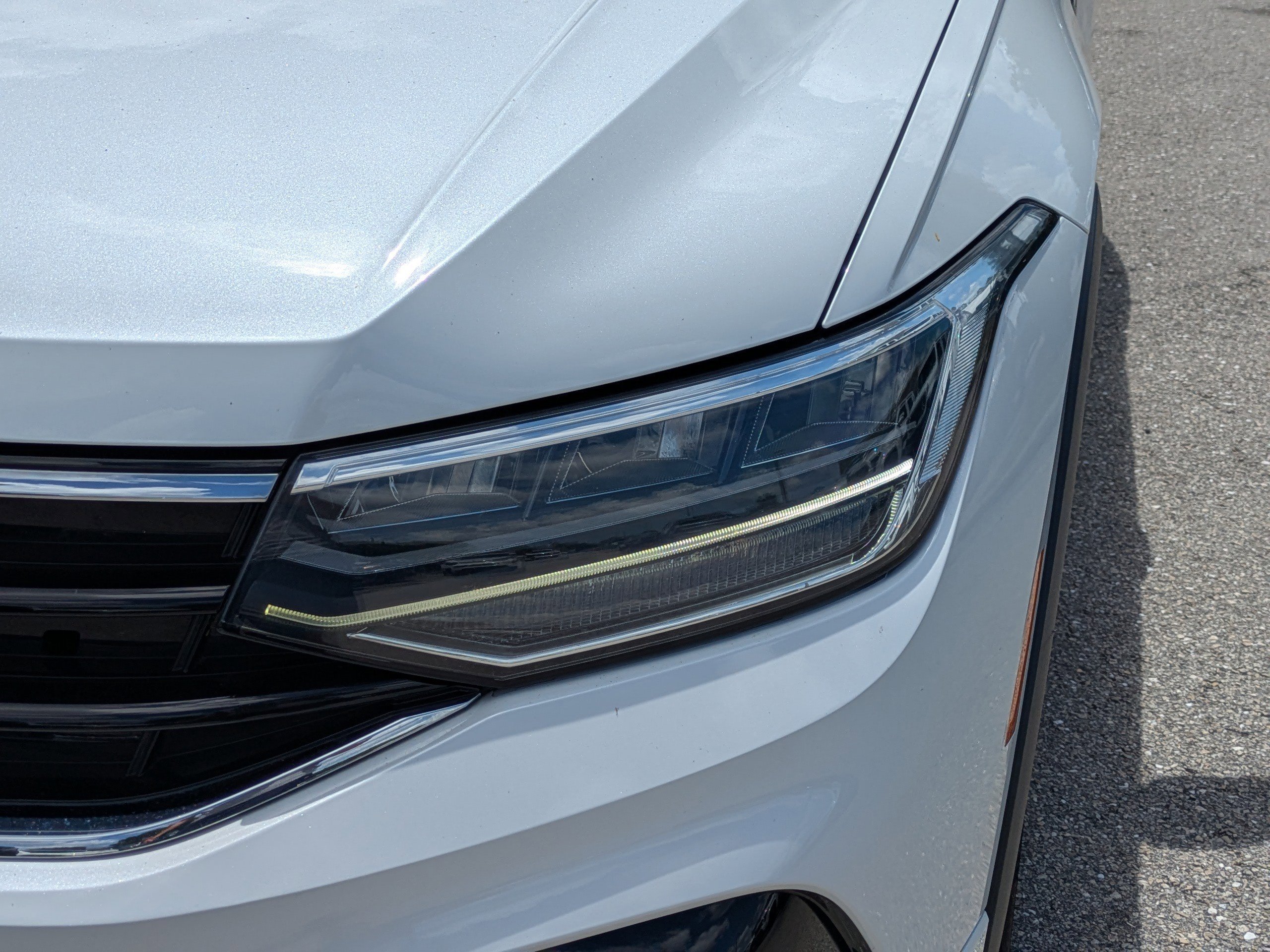 2023 Volkswagen Tiguan SE R-LINE BLACK - Photo 10