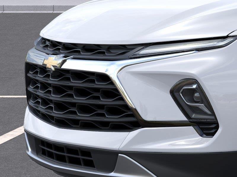 New 2026 Summit White Chevrolet 2LT image 13