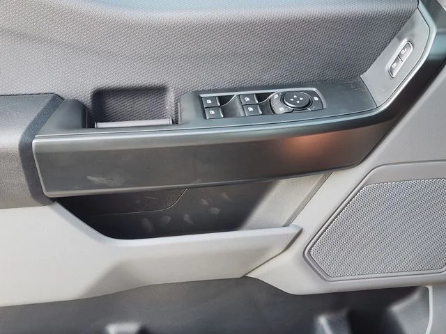 New 2026 Oxford White Ford XL image 23