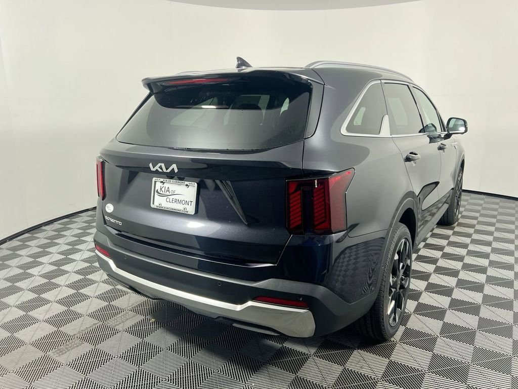 2026 Kia Sorento EX - Photo 2
