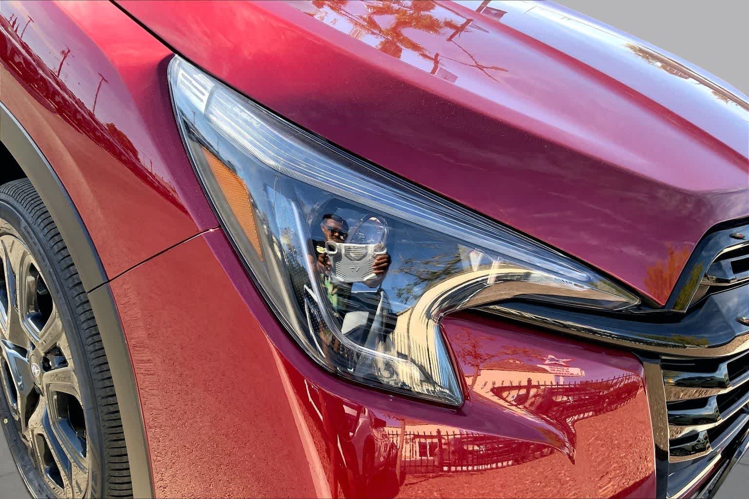 New 2026 CRIMSON RED PEARL Subaru Onyx Edition Touring 7-Passenger image 13