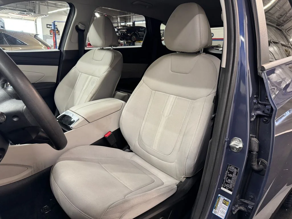 Used 2025 Blue Hyundai SEL image 18