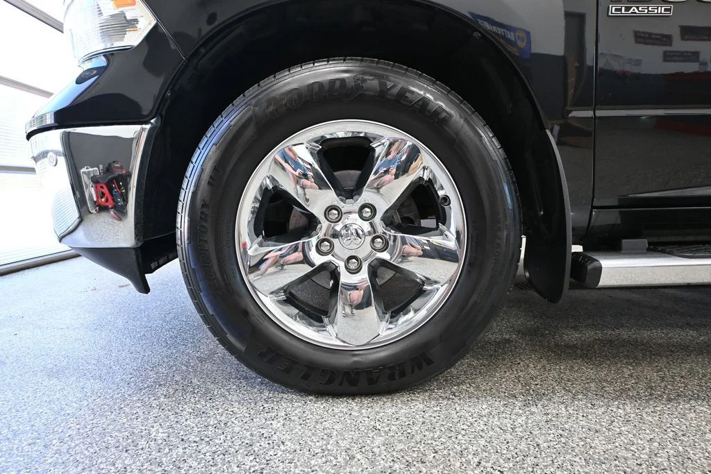 Used 2019 Black Ram Big Horn image 17