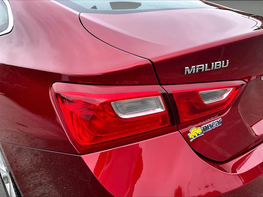 Used 2024 Red Chevrolet LT image 34