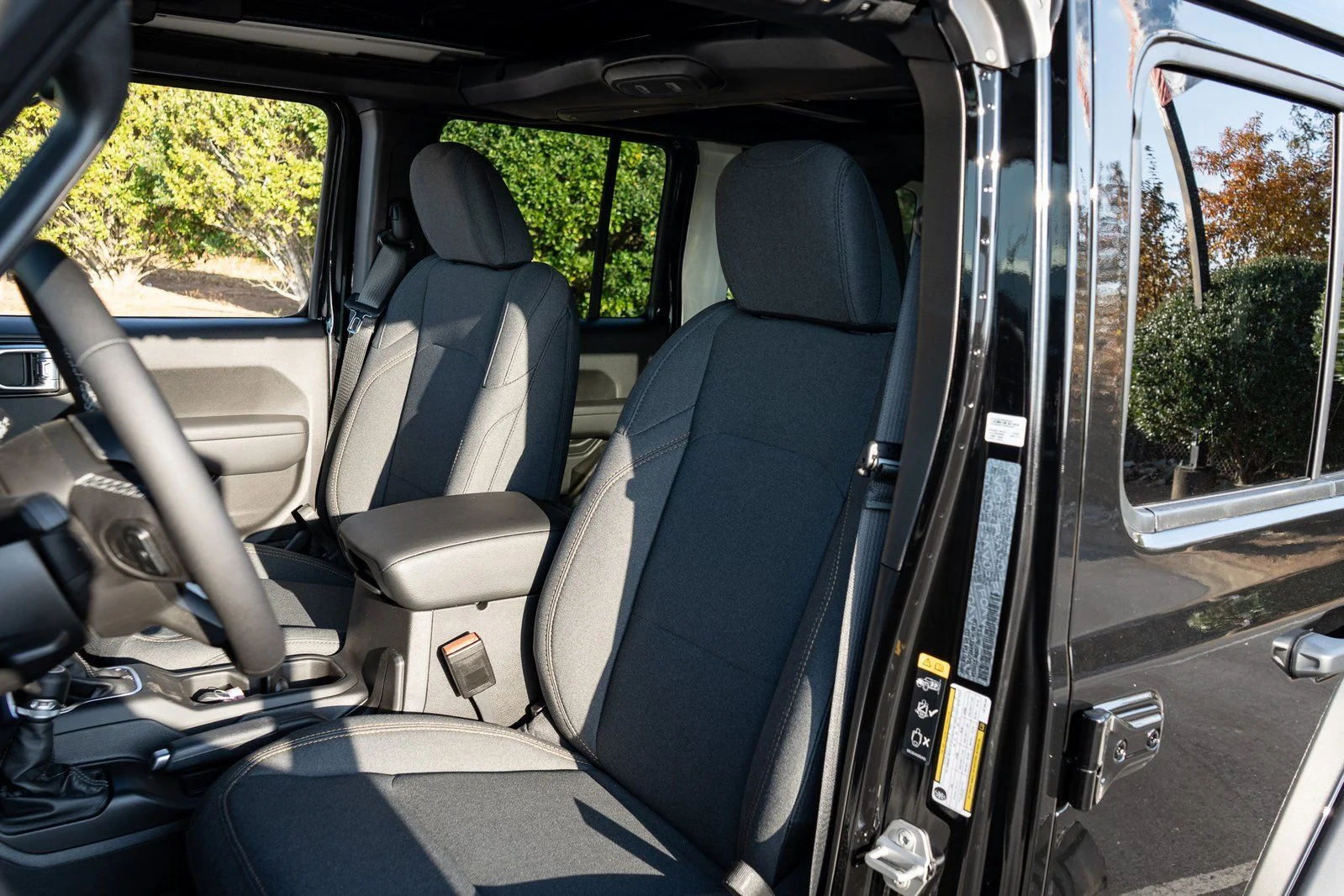 New 2026 Black Clear-Coat Exterior Paint Jeep Sport S image 15