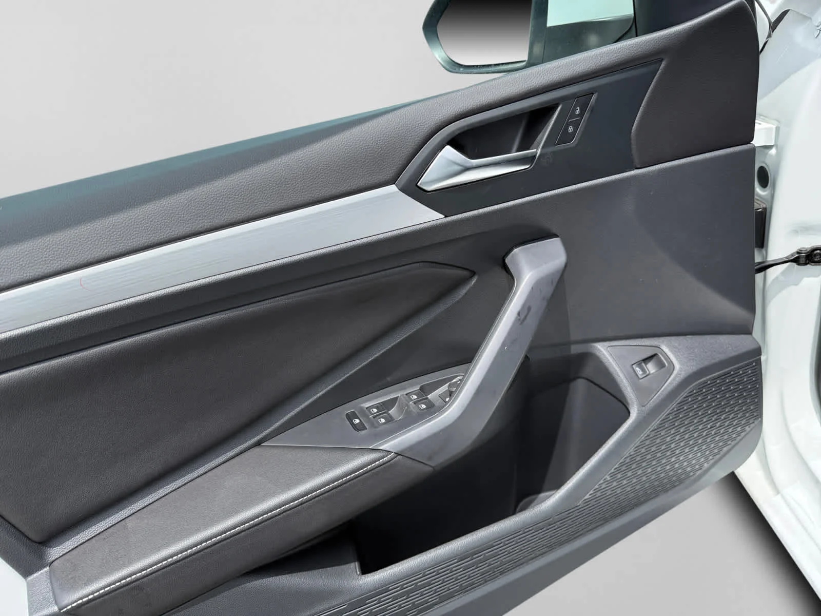 New 2026 Pure White Volkswagen S image 10