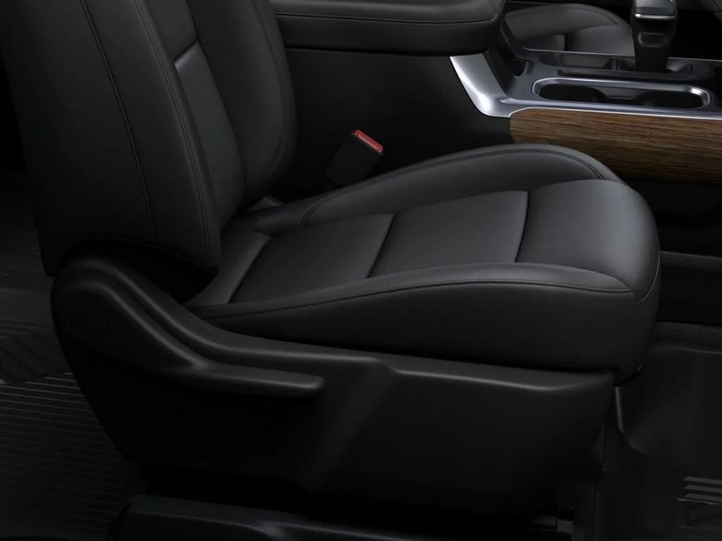 New 2026 Sterling Gray Metallic Chevrolet LT image 9