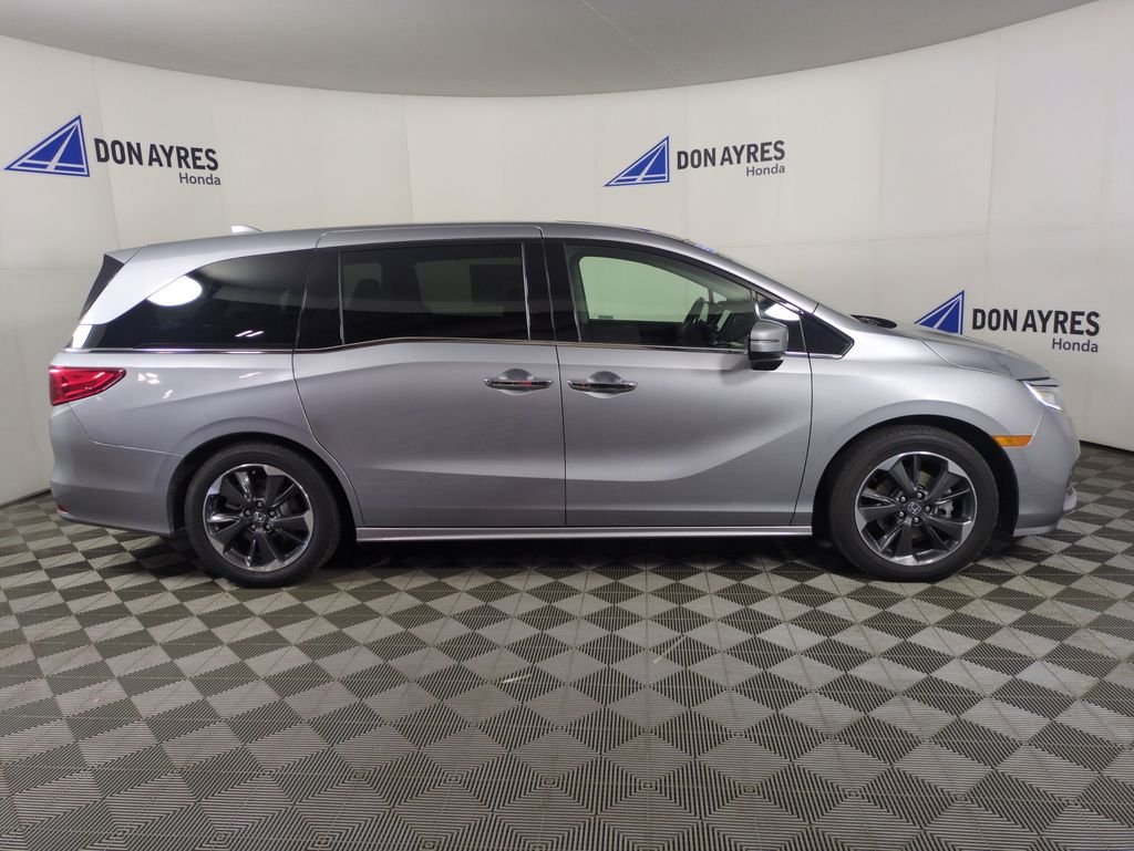2024 Honda Odyssey Elite - Photo 10