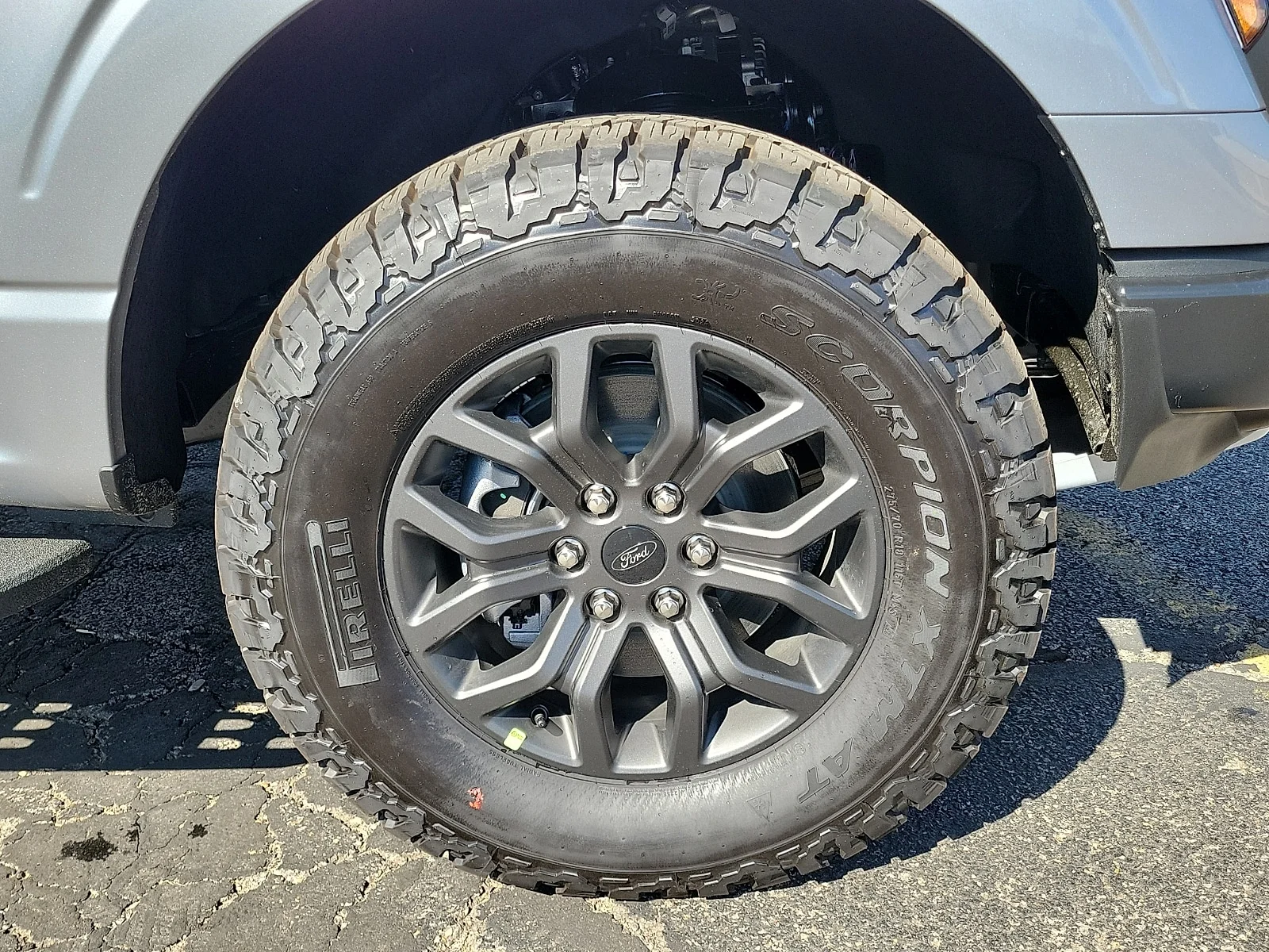 New 2026 Iconic Silver Metallic Ford Tremor&reg; image 7