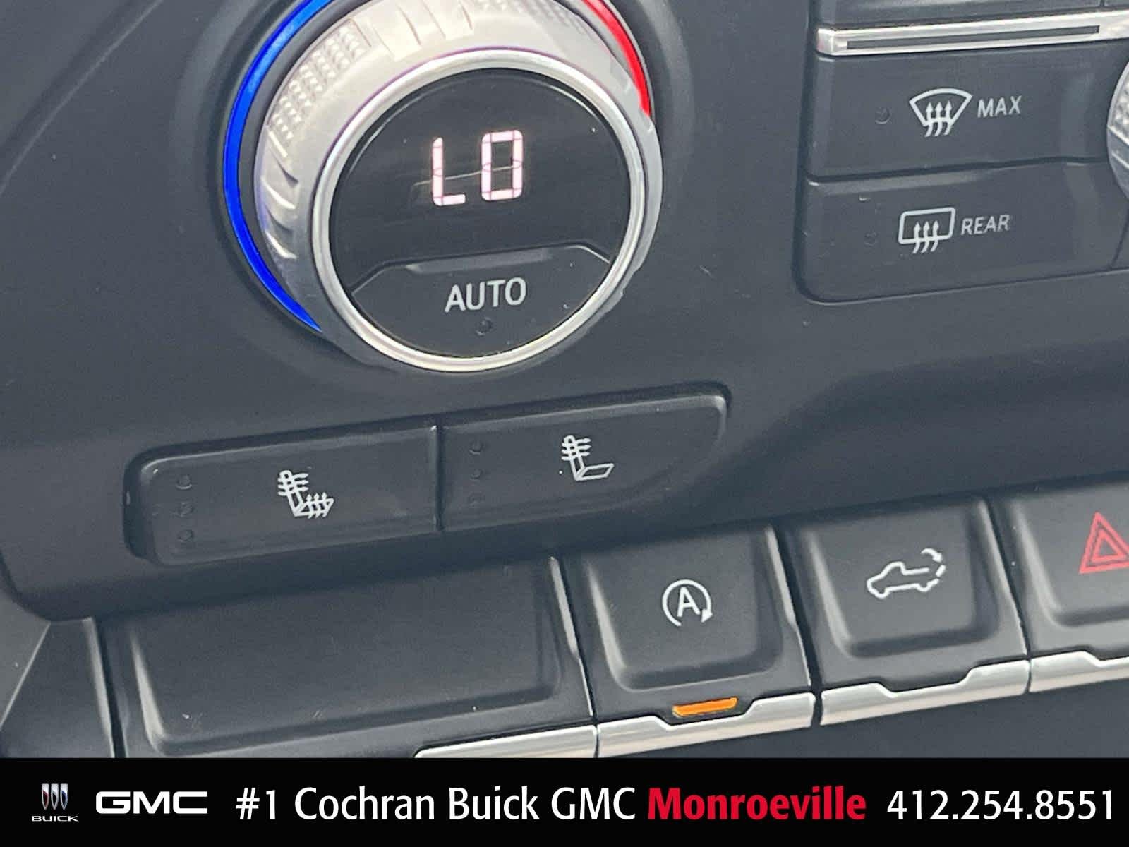 Used 2022 Summit White Chevrolet RST image 31