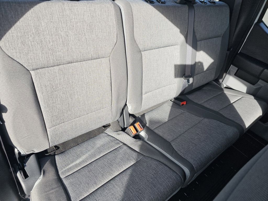 New 2026 Oxford White Ford XL image 28