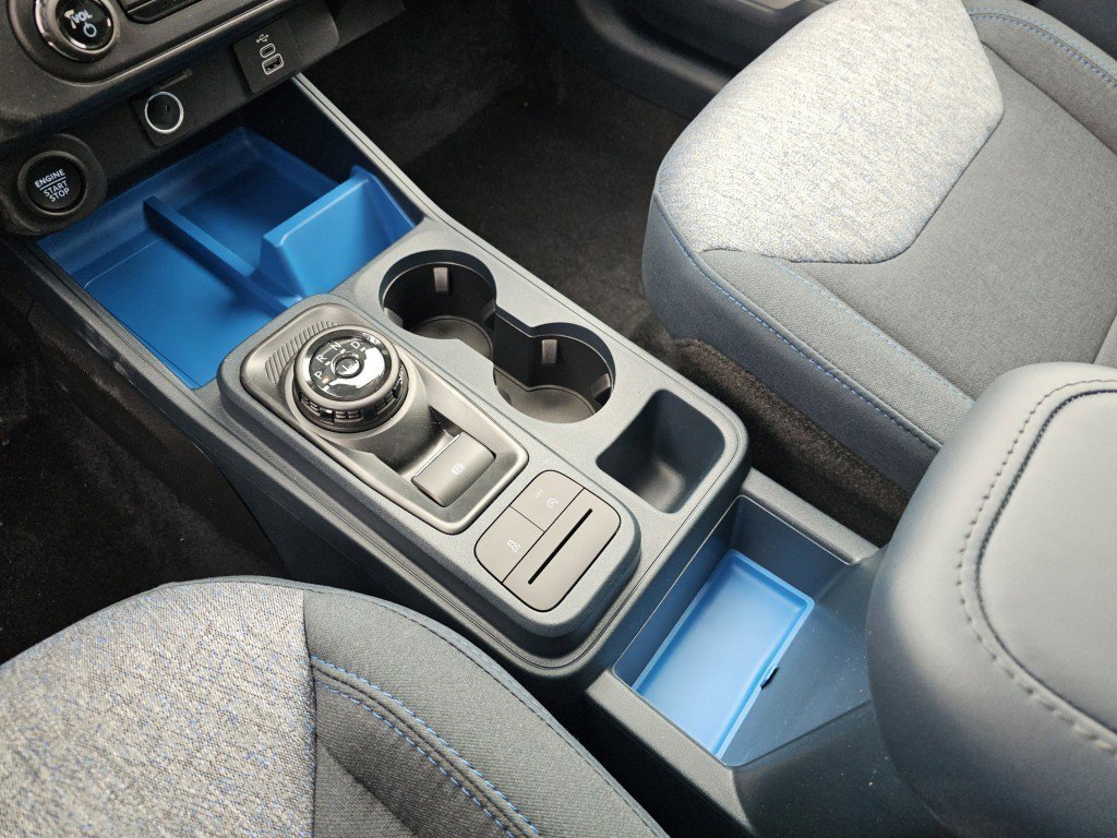New 2026 Carbonized Gray Metallic Ford XLT image 32