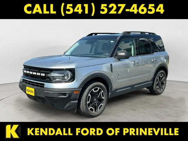Used 2022 Silver Ford Outer Banks image 1