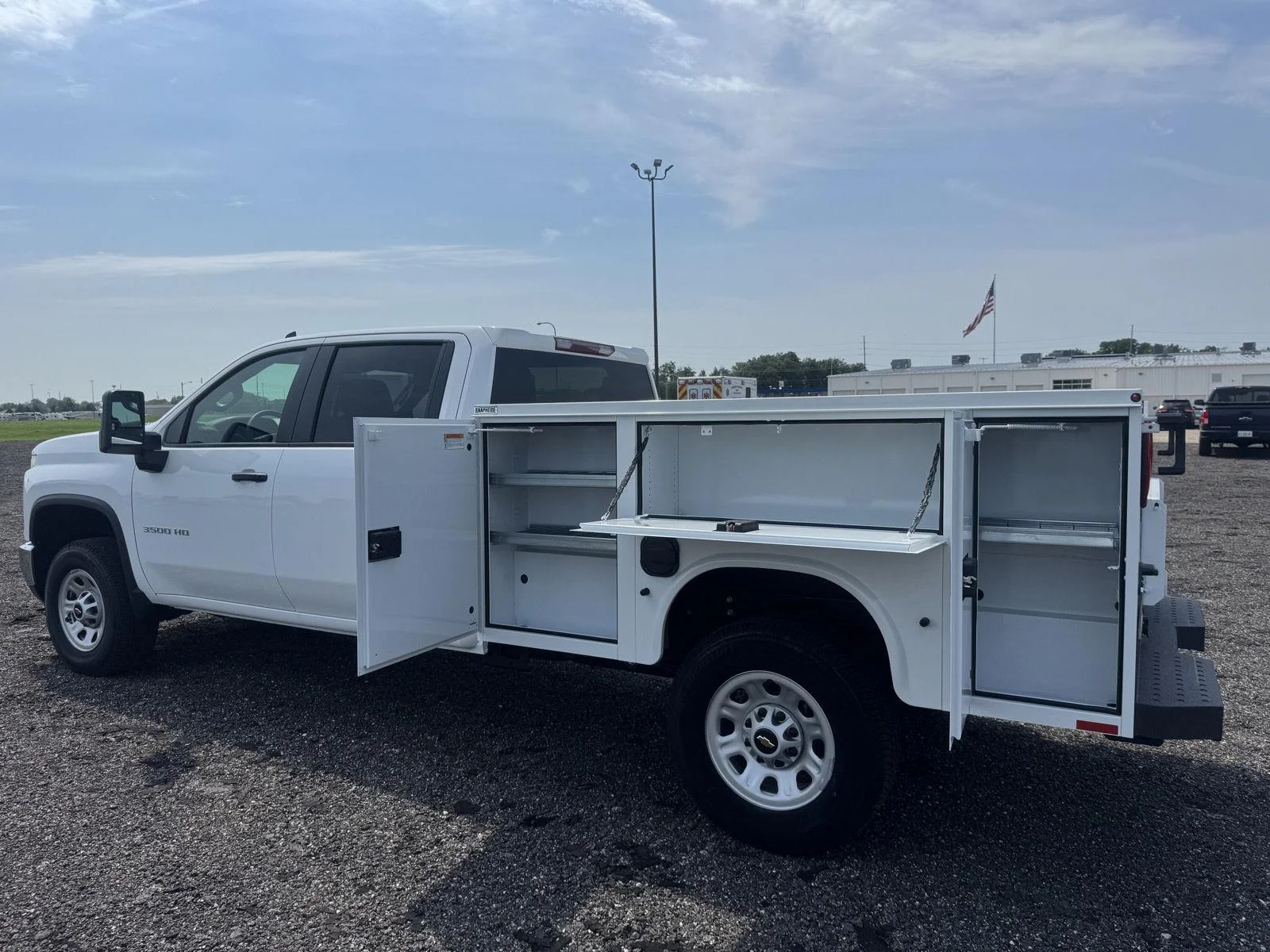 New 2026 Summit White Chevrolet WT image 2