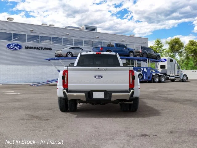 New 2027 Star White Metallic Tri-Coat Ford Lariat image 8
