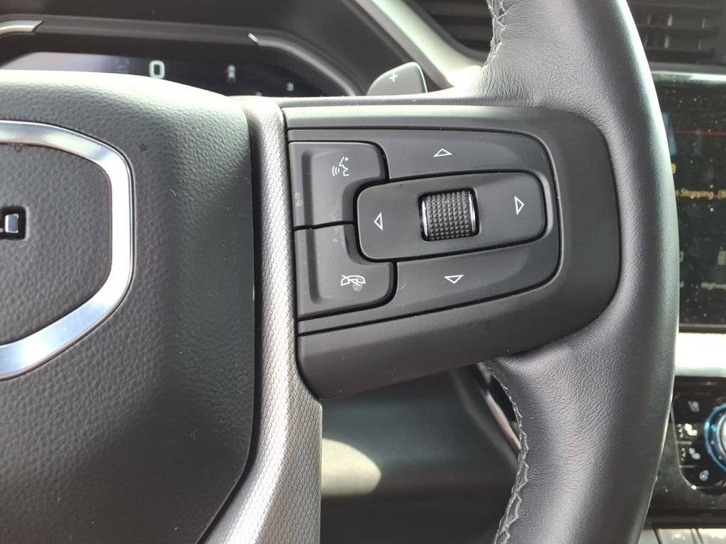 Used 2024 Onyx Black GMC Denali image 25