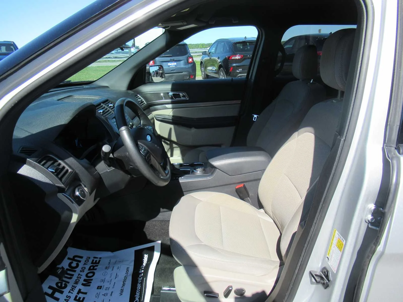 Used 2018 Ingot Silver Ford XLT image 21