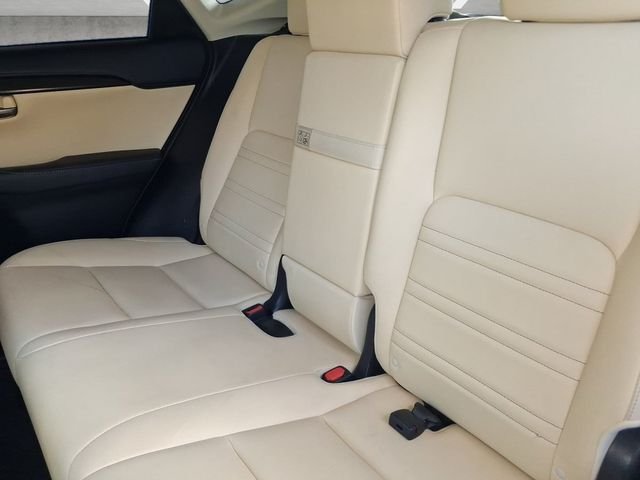 Used 2016 Black Lexus 200t image 23