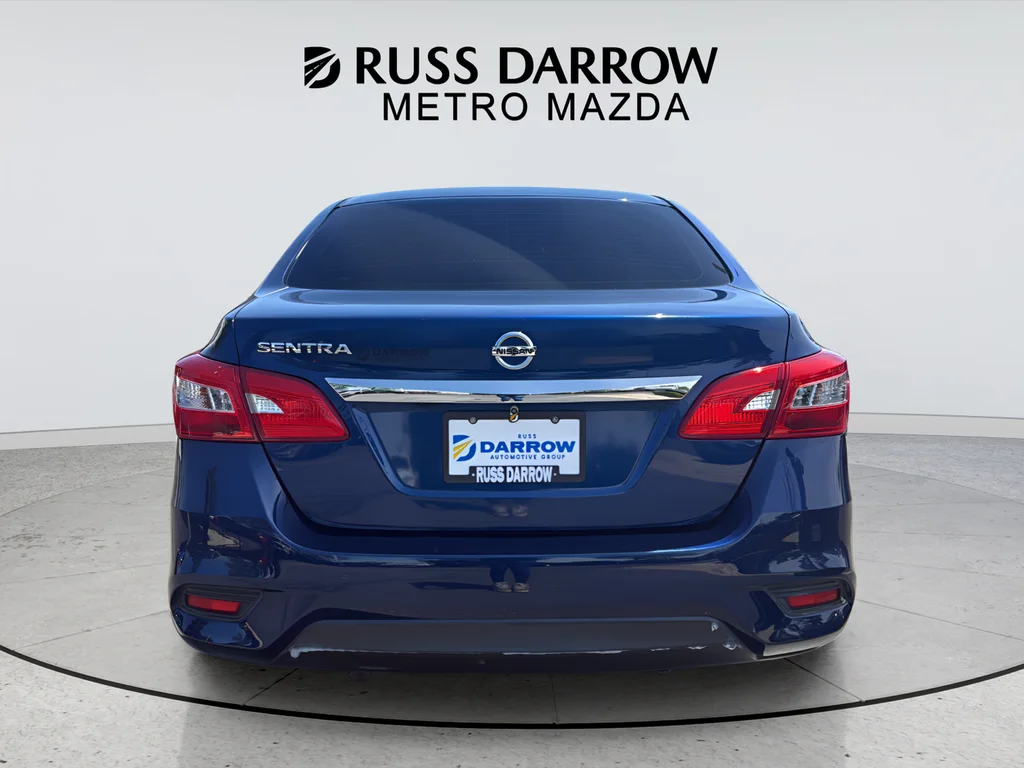 Used 2019 Blue Nissan S image 4