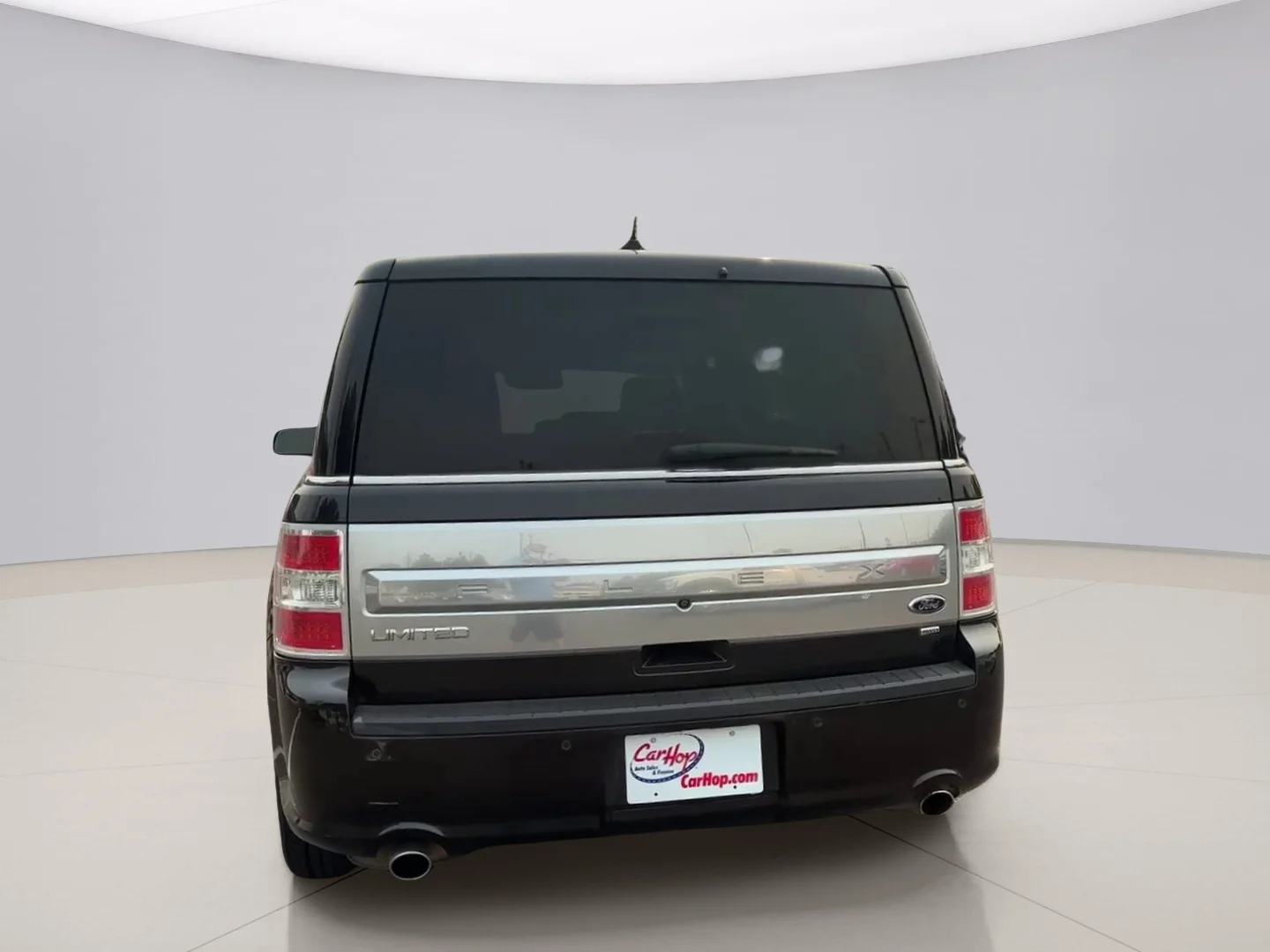 Used 2015 Black Ford LIMITED image 4
