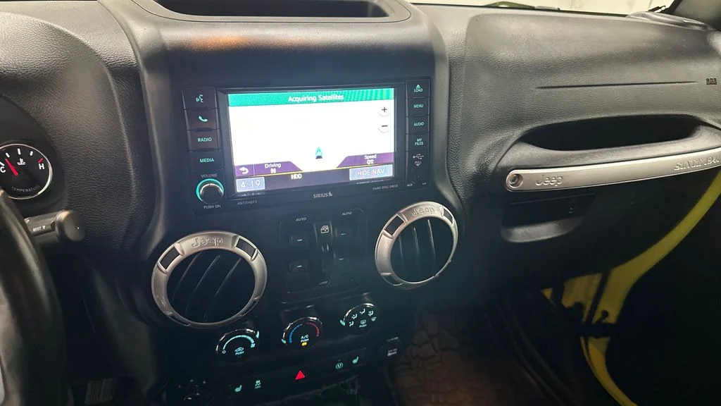 Used 2016 Green Jeep Unlimited Rubicon image 14