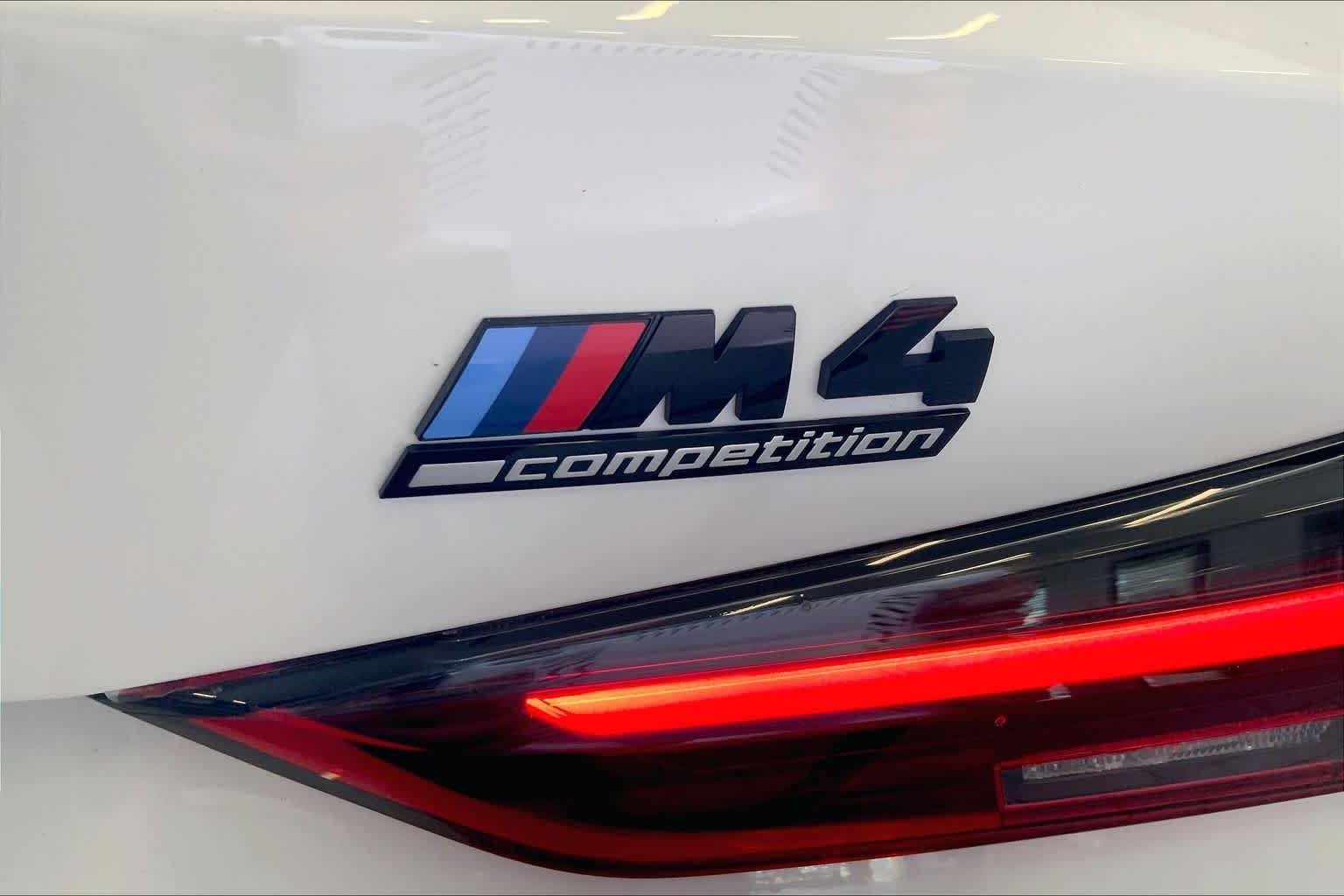 Certified Used 2023 Alpine White BMW Competition xDrive image 31
