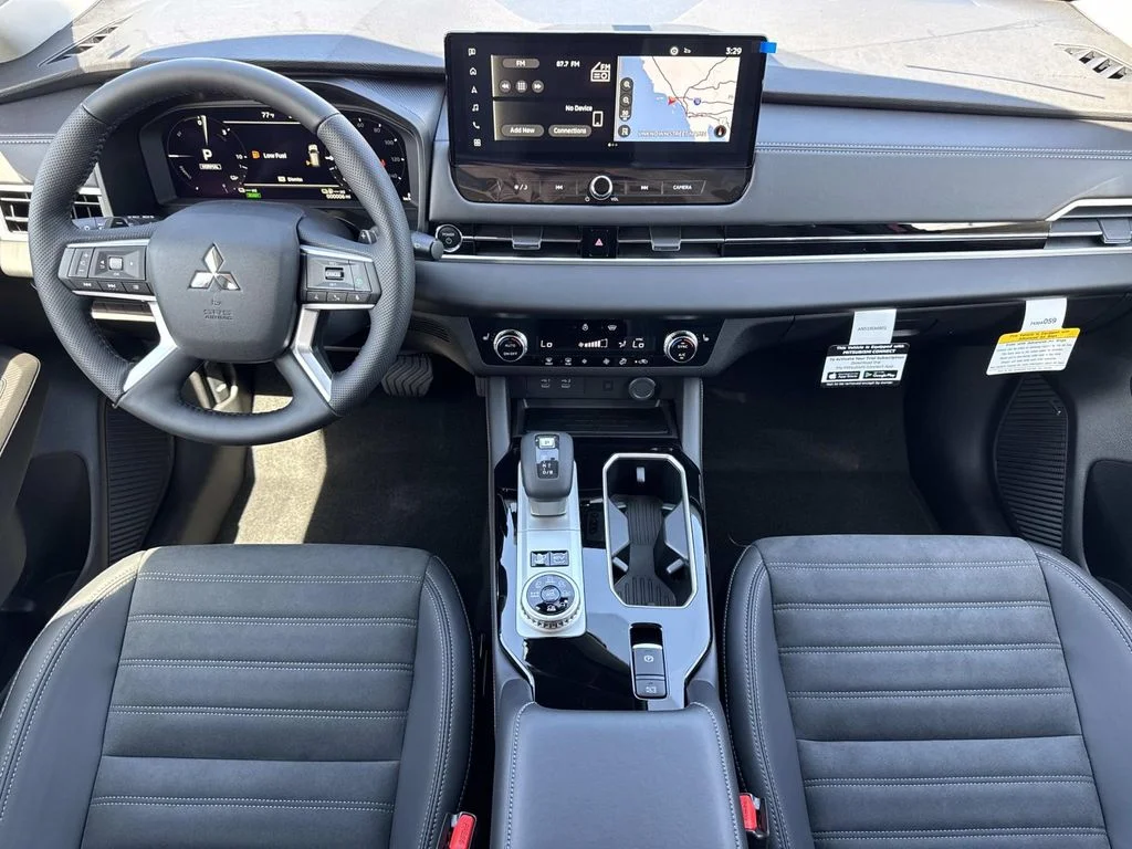 New 2026 Red Diamond Mitsubishi SE image 8