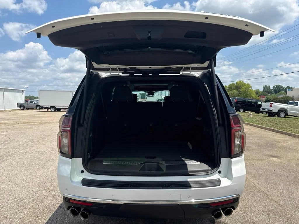 Used 2024 Summit White Chevrolet Premier image 35