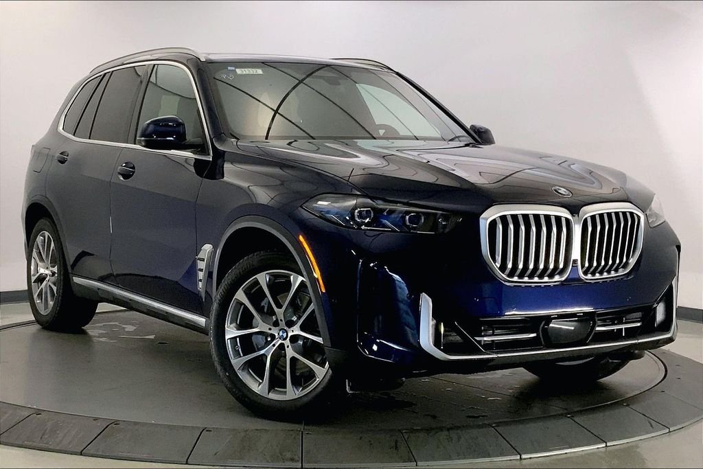 New 2026 Tanzanite Blue II Metallic BMW  image 11