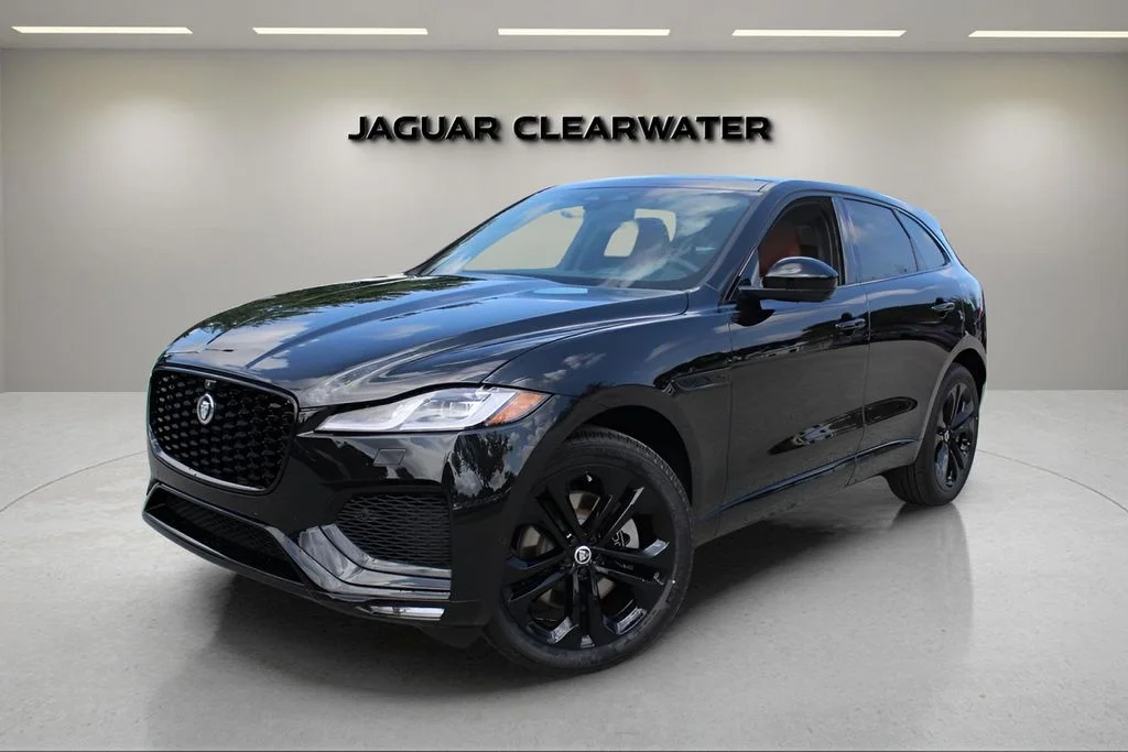 2026 Jaguar F-PACE P400 R-Dynamic S's photo