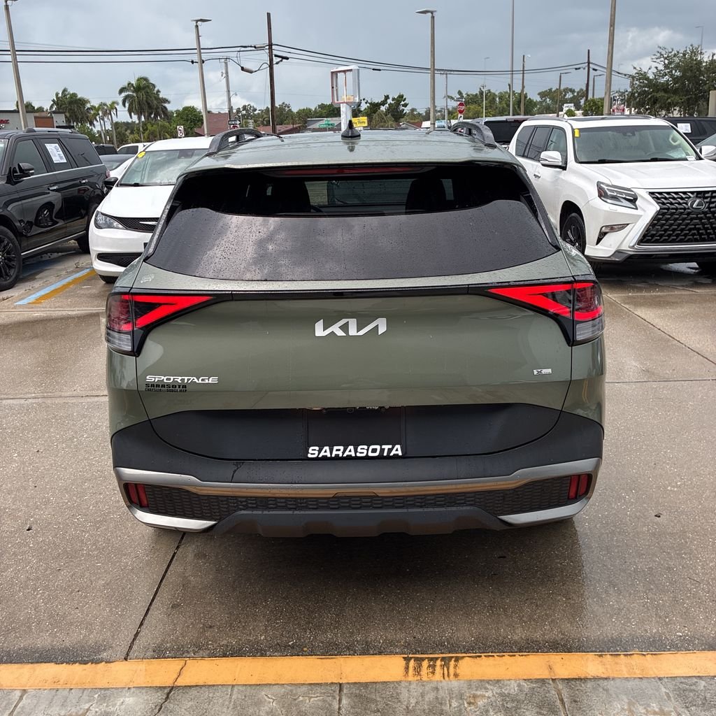 Used 2023 Green Kia X-Line image 4
